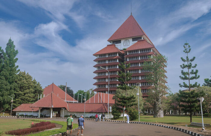 Biaya Kuliah UI: Panduan Lengkap untuk Mahasiswa Transfer